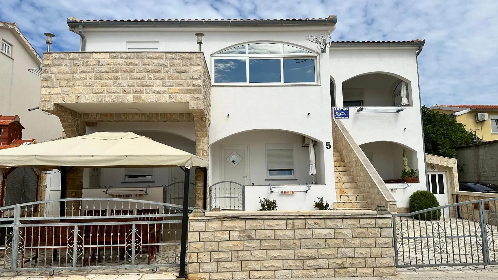 Apartments Kristina location